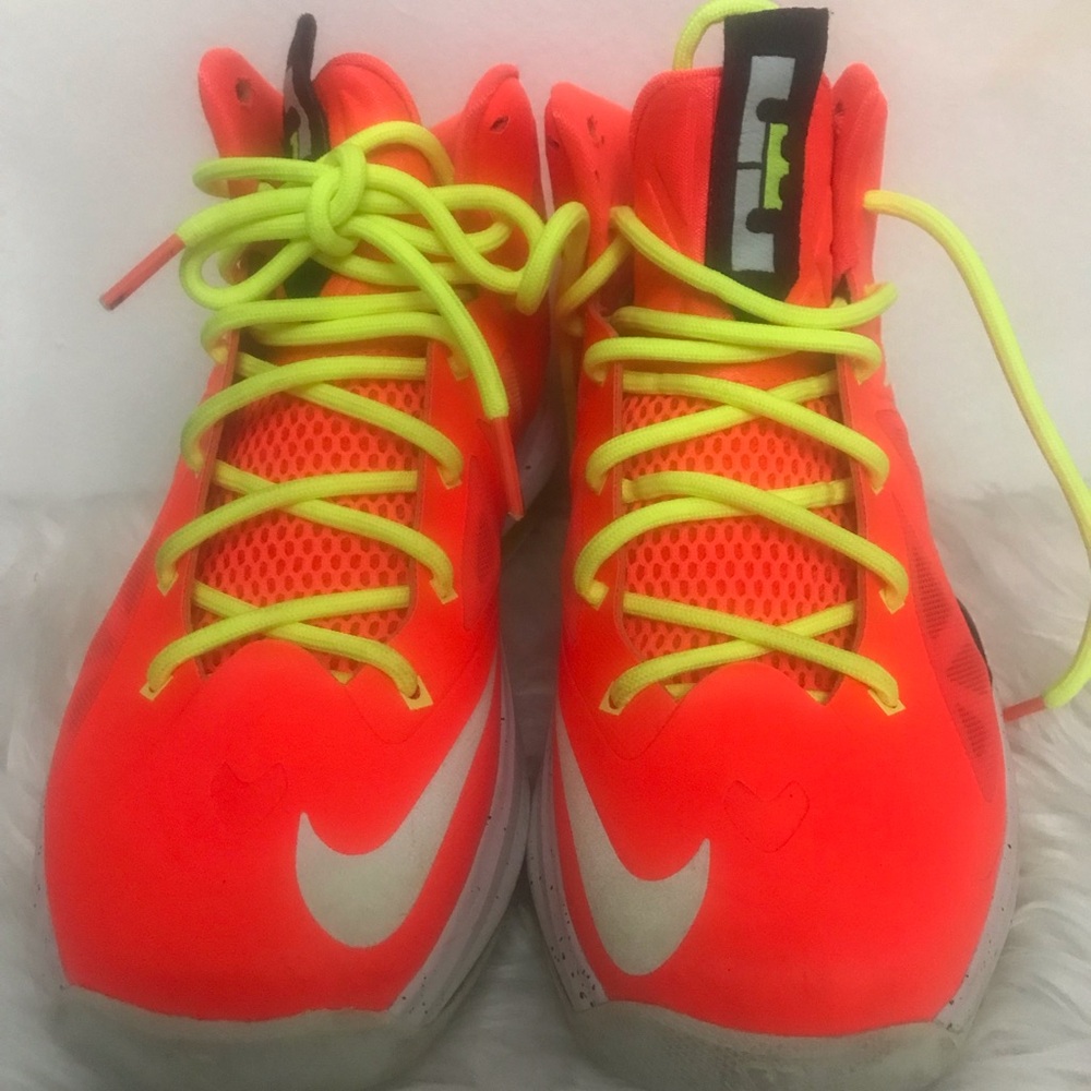 Lebron Sz 5